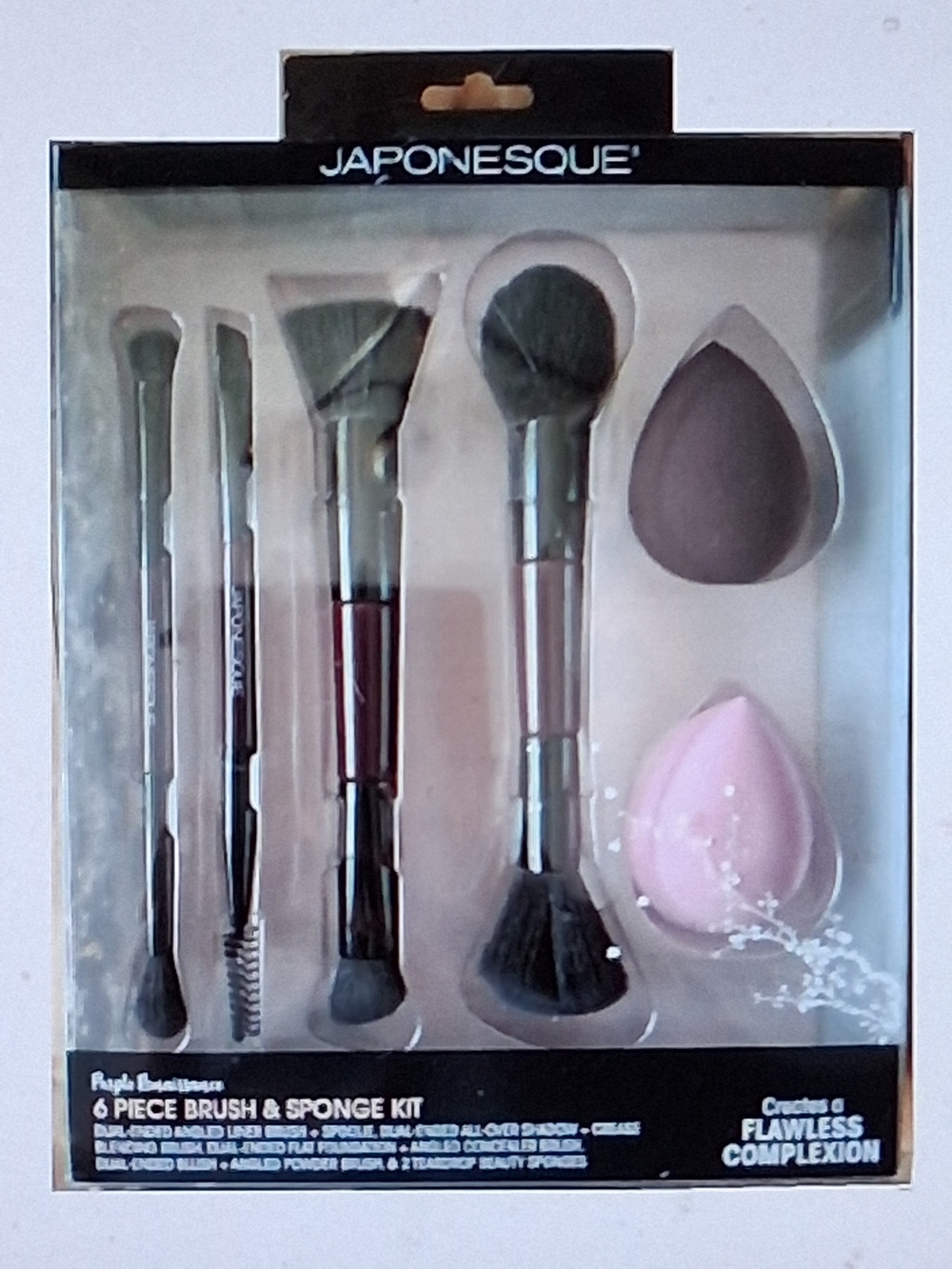 Japonesque 6-Piece Brush & Sponge Kit - NWT